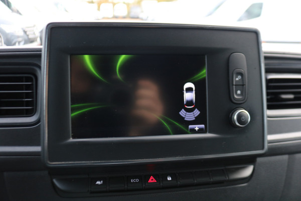 Renault Master 2.3 dCi 135pk L2 H2 Airco Navigatie Imperiaal Inrichting