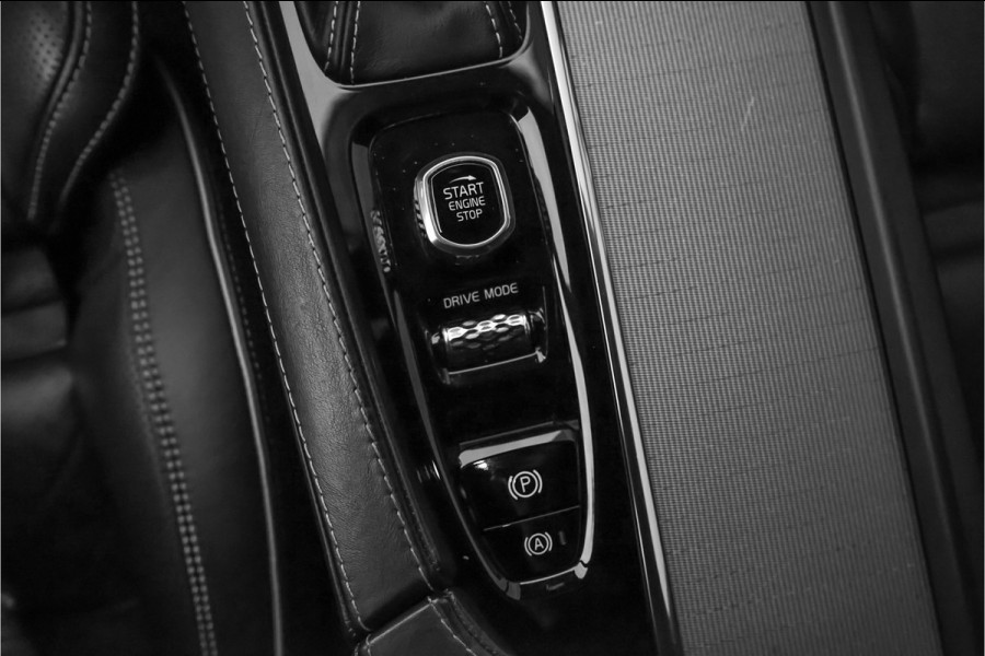 Volvo V90 2.0 T4 Business Sport R-Design Polestar H/K LED Leder 18"
