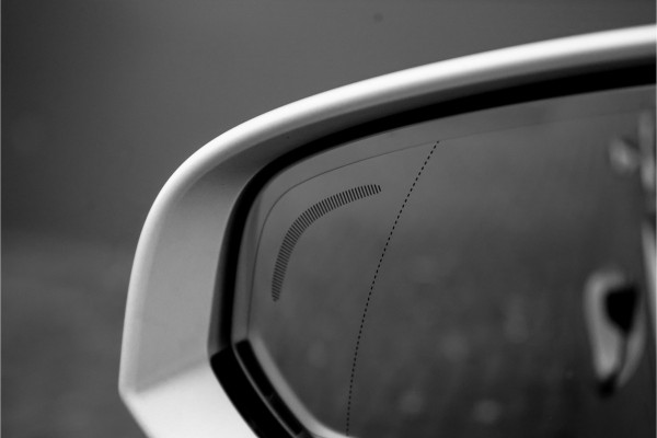 Volvo V90 2.0 T4 Business Sport R-Design Polestar H/K LED Leder 18"