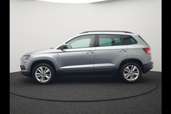 Škoda Karoq 1.5 TSI ACT Ambition Business 150pk Dealer O.H. | Adaptive Cruise | Apple Carplay | Camera | Stoelverwarming | Navigatie | 17"L.M |