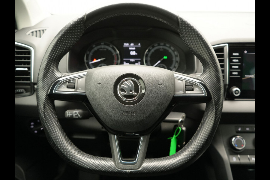 Škoda Karoq 1.5 TSI ACT Ambition Business 150pk Dealer O.H. | Adaptive Cruise | Apple Carplay | Camera | Stoelverwarming | Navigatie | 17"L.M |