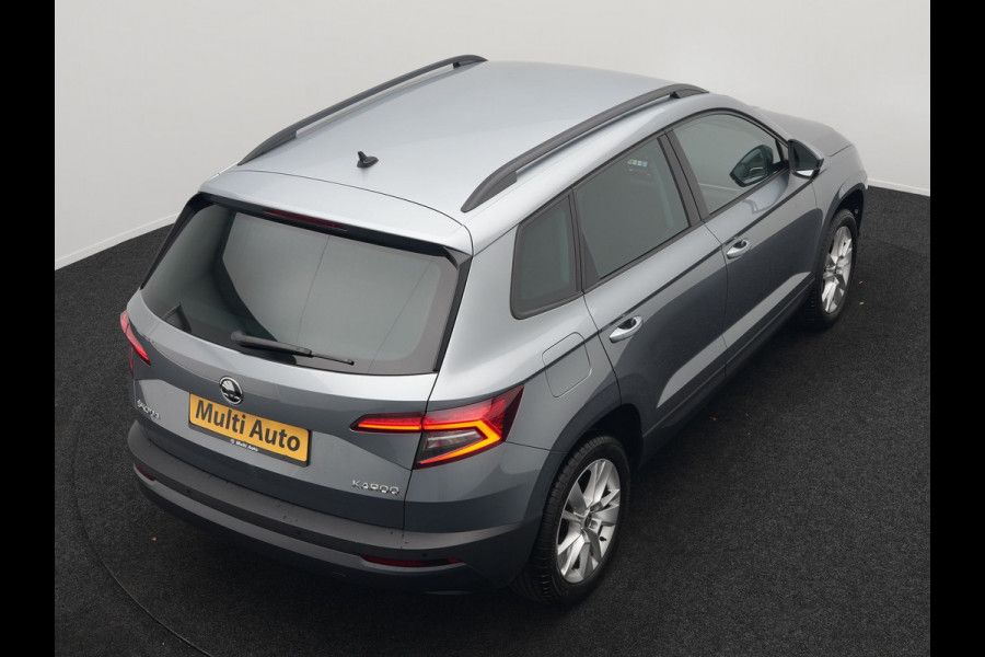 Škoda Karoq 1.5 TSI ACT Ambition Business 150pk Dealer O.H. | Adaptive Cruise | Apple Carplay | Camera | Stoelverwarming | Navigatie | 17"L.M |
