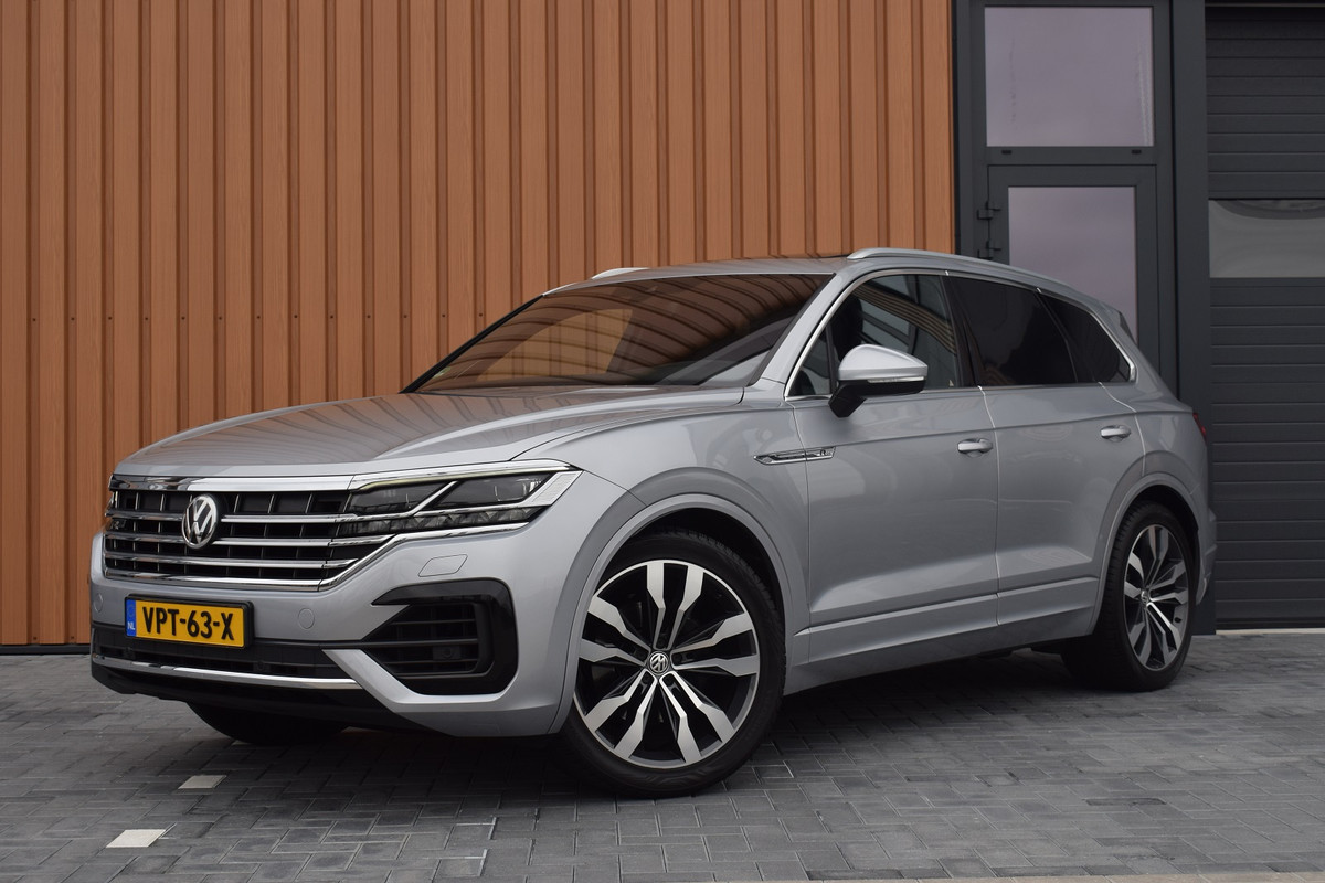 Volkswagen Touareg 3.0 TDI 286pk R-line | Grijs Kenteken | Luchtvering
