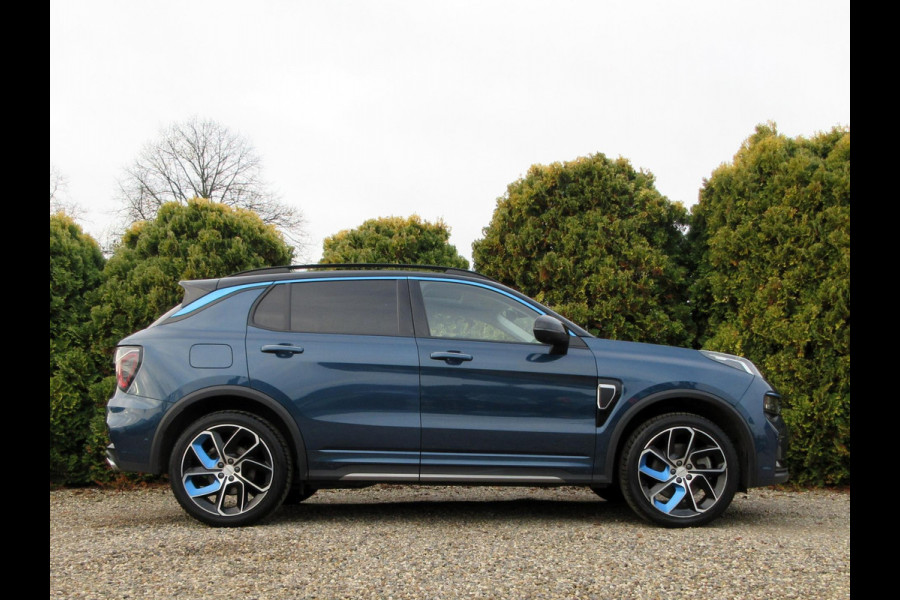 Lynk & Co 01 1.5 Plug-in*Adapt. Cruise*Pano.dak*360cam*