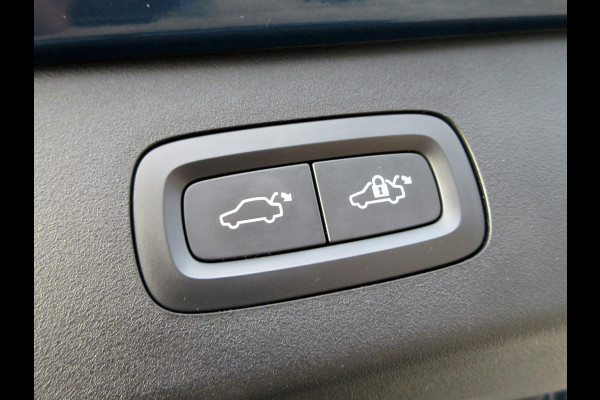 Lynk & Co 01 1.5 Plug-in*Adapt. Cruise*Pano.dak*360cam*