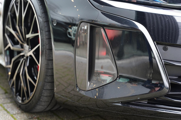 Audi e-tron GT RS Audi e-tron GT RS Carbon B&O Head Up