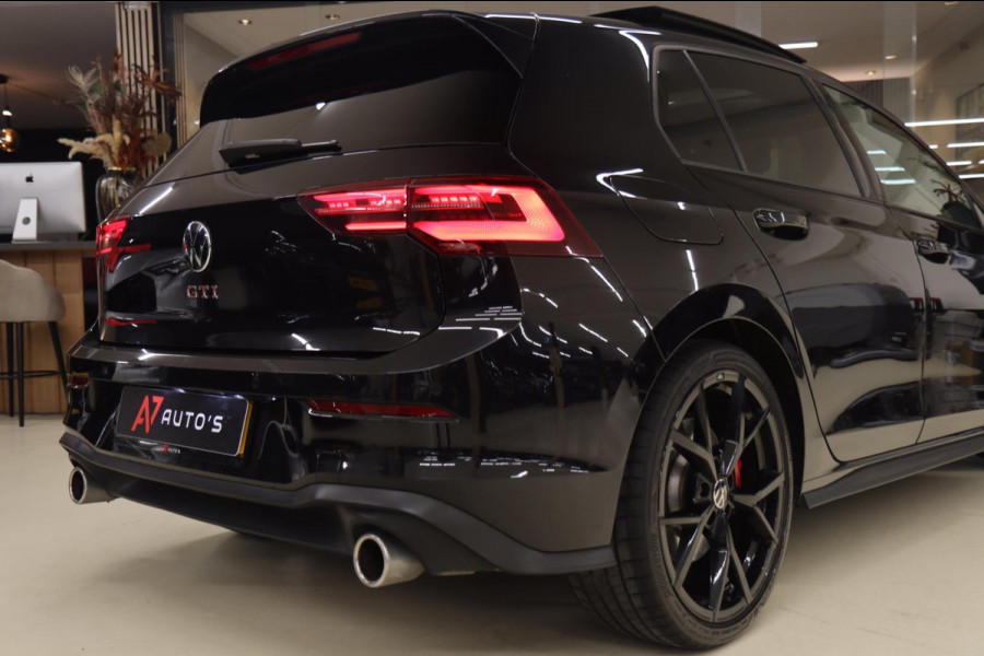 Volkswagen Golf 2.0 TSI GTI BLACKSTYLE/PANO/H-K/HUD/CARPLAY/VOL