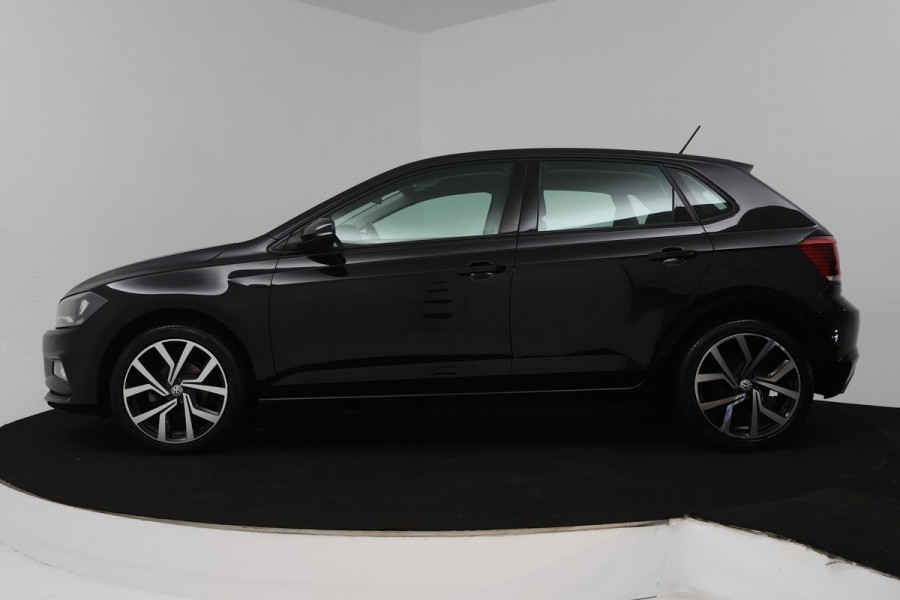 Volkswagen Polo 1.0 TSI Comfortline (TREKHAAK, DIGITALE COCKPIT, PARKEERSENSOREN, CRUISE ADAPTIEF, AUTOMAAT)