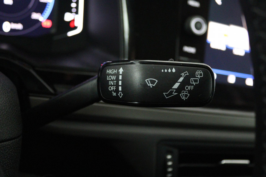 Volkswagen Polo 1.0 TSI Comfortline (TREKHAAK, DIGITALE COCKPIT, PARKEERSENSOREN, CRUISE ADAPTIEF, AUTOMAAT)