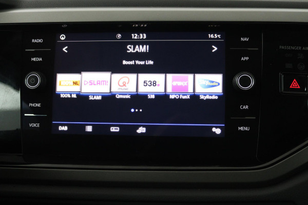 Volkswagen Polo 1.0 TSI Comfortline (TREKHAAK, DIGITALE COCKPIT, PARKEERSENSOREN, CRUISE ADAPTIEF, AUTOMAAT)