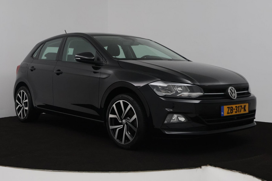 Volkswagen Polo 1.0 TSI Comfortline (TREKHAAK, DIGITALE COCKPIT, PARKEERSENSOREN, CRUISE ADAPTIEF, AUTOMAAT)