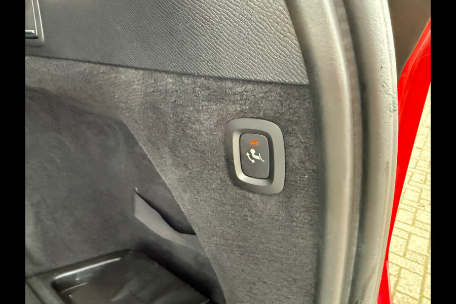 Volvo XC90 2.0 T8 Twin Engine AWD Inscription - Automaat - Leder - Navi - Camera