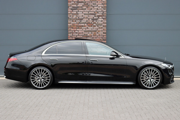 Mercedes-Benz S-Klasse 400d 4MATIC Lang AMG Line Aut9 | Airmatic | Achterasbesturing | Distronic+ | Zonweringspakket | Burmester | Stoelventilatie | Verwarmd Stuurwiel | HUD | Vlakkenverwarming |