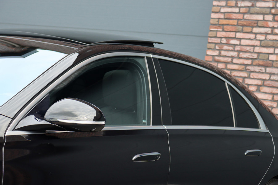 Mercedes-Benz S-Klasse 400d 4MATIC Lang AMG Line Aut9 | Airmatic | Achterasbesturing | Distronic+ | Zonweringspakket | Burmester | Stoelventilatie | Verwarmd Stuurwiel | HUD | Vlakkenverwarming |