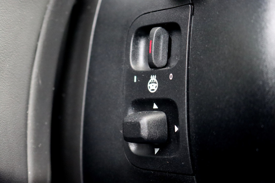 Mercedes-Benz S-Klasse 400d 4MATIC Lang AMG Line Aut9 | Airmatic | Achterasbesturing | Distronic+ | Zonweringspakket | Burmester | Stoelventilatie | Verwarmd Stuurwiel | HUD | Vlakkenverwarming |