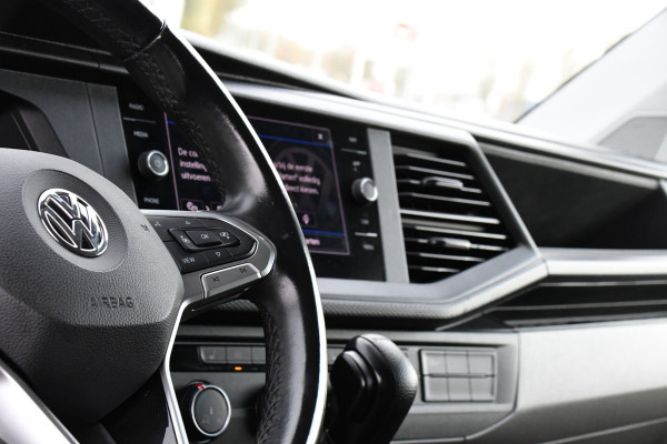 Volkswagen Transporter 2.0 TDI L2H1 30 Bulli Edition Cruise, Carplay, 150PK, Automaat, Sensoren, LED, PDC, 2 x Schuifdeur, Trekhaak, UNIEK!