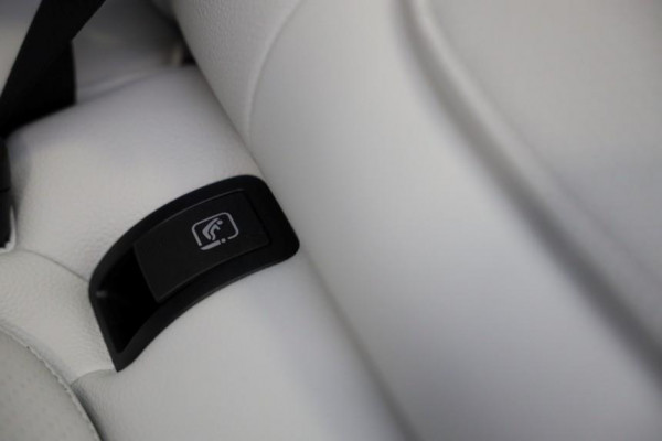 Mercedes-Benz GLC 400e 4MATIC AMG 63 Look / 360 Camera / Head Up / Memory / Elek Stoelen / Leder / Navi / Led / Pdc / 21 In