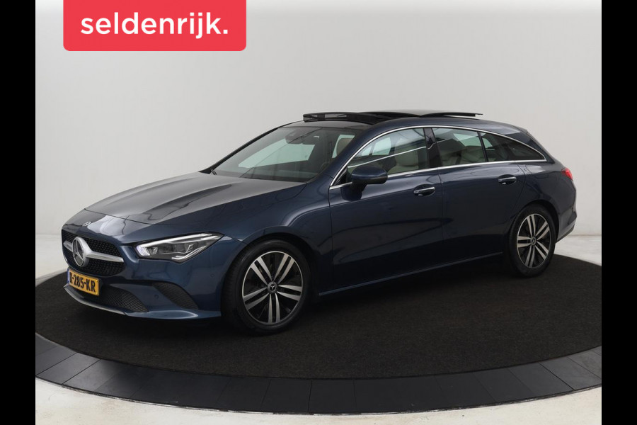 Mercedes-Benz CLA-Klasse 180 Business Solution Luxury | Panoramadak | Leder | Trekhaak | Stoelverwarming | Keyless | Camera | Memory | Matrix LED | Park Assist | Widescreen | Climate control