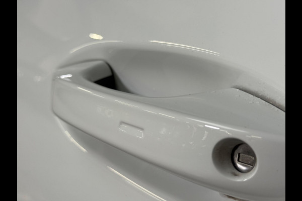 Volkswagen Tiguan 1.5 eTSI R-Line Edition |Pano |Keyless | 360 Camera | Massage | Sfeerverlichting