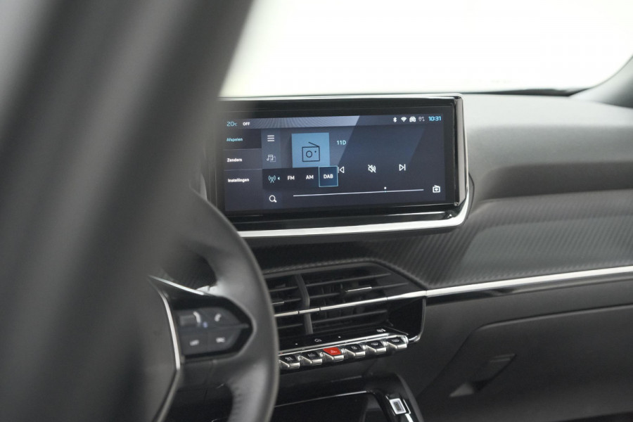 Peugeot 2008 PureTech 100 Allure | Camera | Navigatie | Parkeersensoren | Apple Carplay