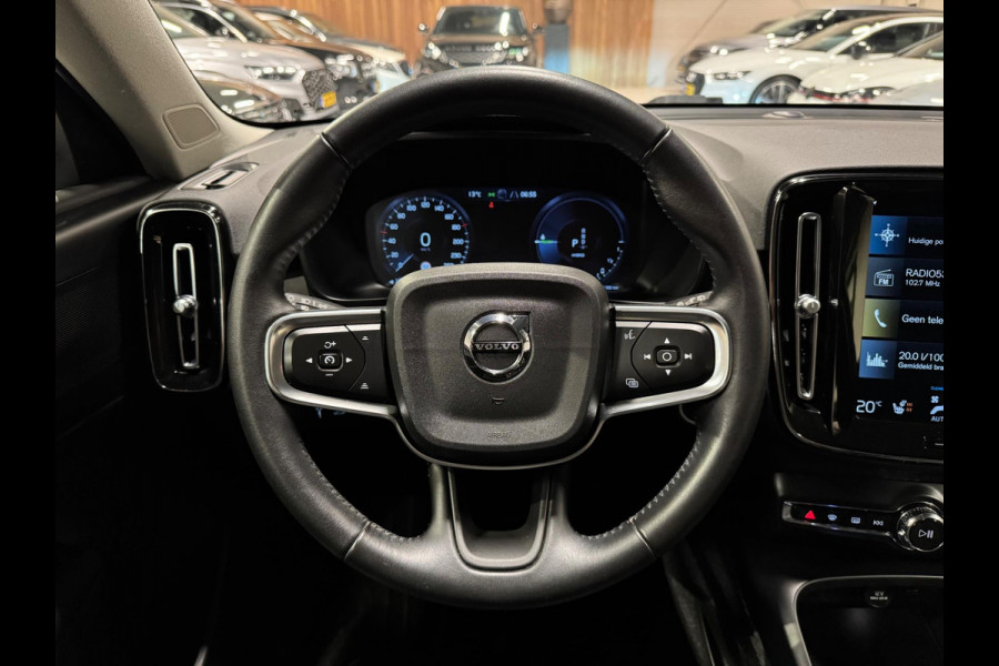 Volvo XC40 1.5 T4 211PK Recharge Plug-In, Navi, Camera, Leder, Voll Led, Trekhaak, 19" Velgen, Adaptief Cruise, Stoel Verwarming