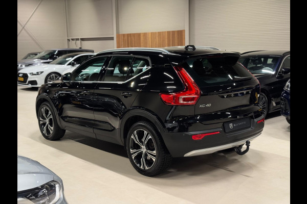 Volvo XC40 1.5 T4 211PK Recharge Plug-In, Navi, Camera, Leder, Voll Led, Trekhaak, 19" Velgen, Adaptief Cruise, Stoel Verwarming