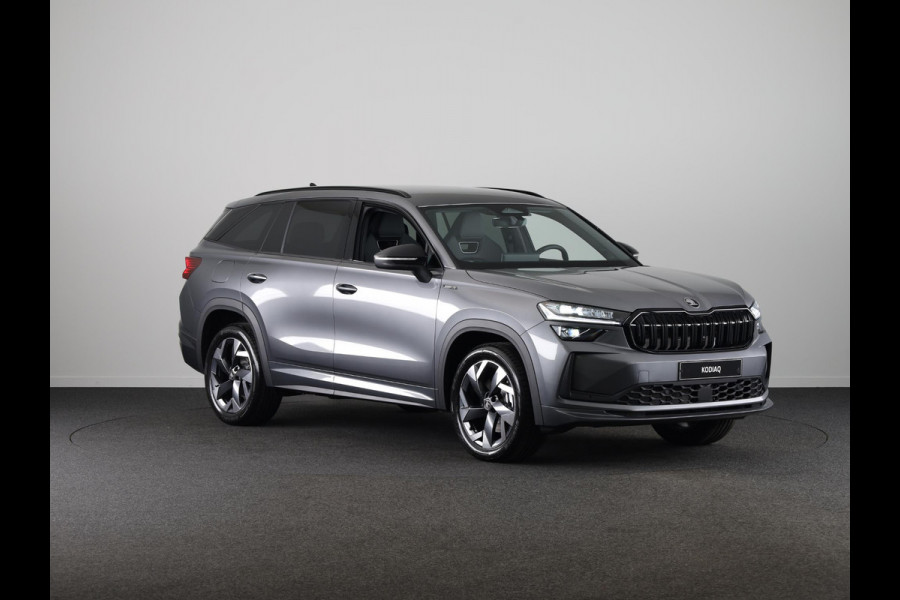 Škoda Kodiaq 1.5 TSI PHEV Sportline Business 204pk | Trekhaak | Panoramadak | Winter pakket |  Blind Spot | Adaptive Cruise | Stoelverwarming | Camera | Light & View
