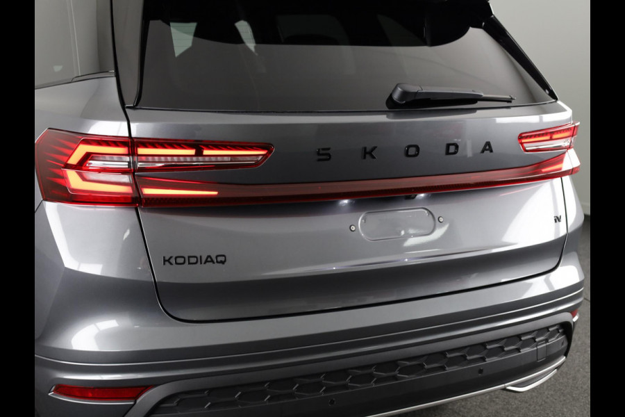 Škoda Kodiaq 1.5 TSI PHEV Sportline Business 204pk | Trekhaak | Blind Spot | Adaptive Cruise | Stoelverwarming | Camera | Light & View