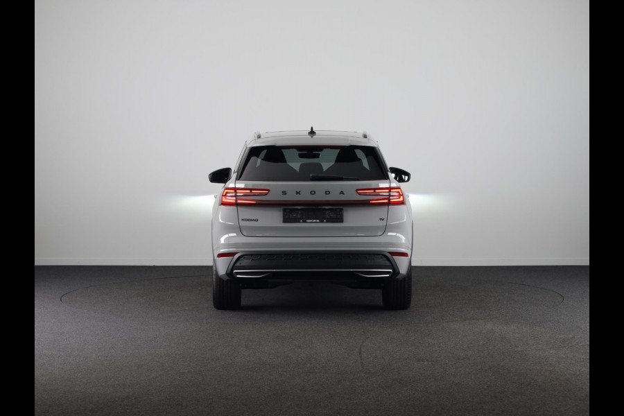 Škoda Kodiaq 1.5 TSI PHEV Sportline Business 204pk | Trekhaak | Panoramadak | Light & View pakket
