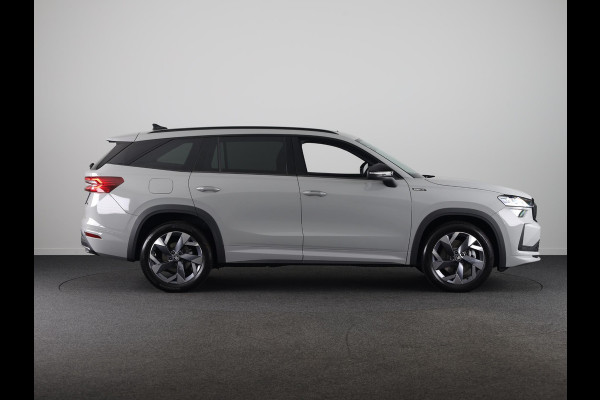 Škoda Kodiaq 1.5 TSI PHEV Sportline Business 204pk | Trekhaak | Panoramadak | Light & View pakket
