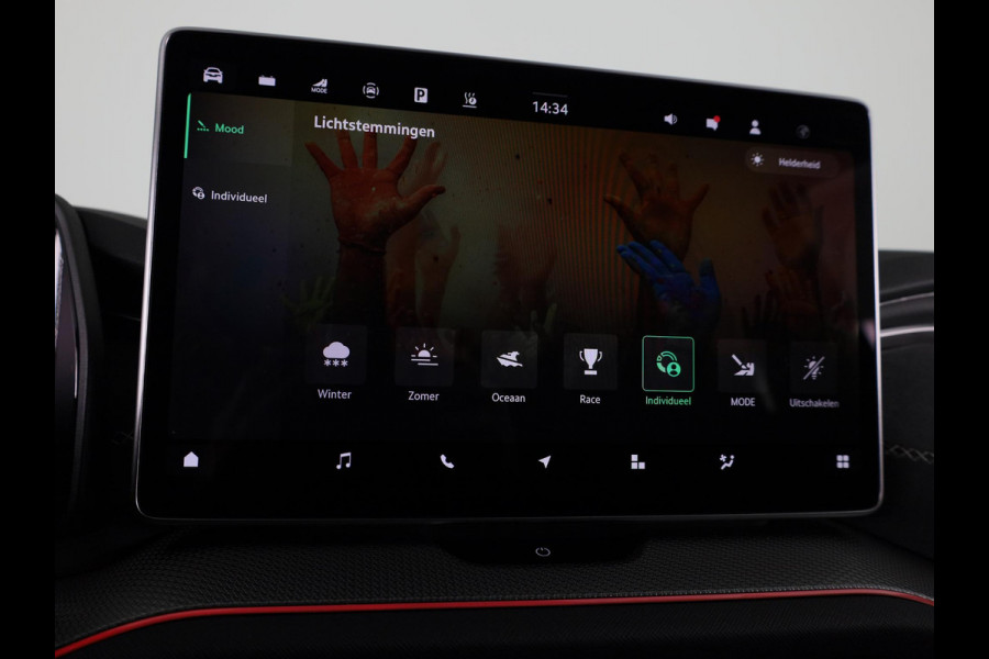 Škoda Kodiaq 1.5 TSI PHEV Sportline Business 204pk | Trekhaak | Panoramadak | Light & View pakket