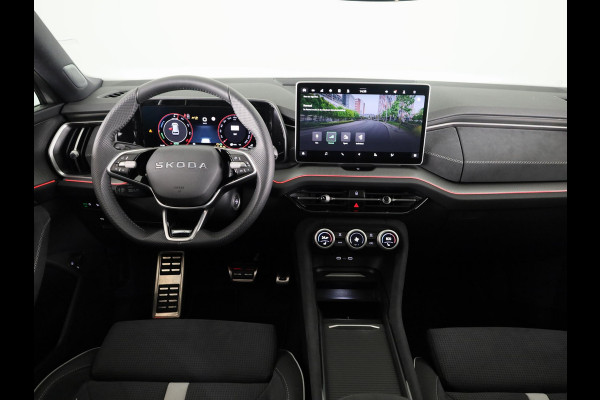 Škoda Kodiaq 1.5 TSI PHEV Sportline Business 204pk | Trekhaak | Winterpakket | Panoramadak | Light & View pakket