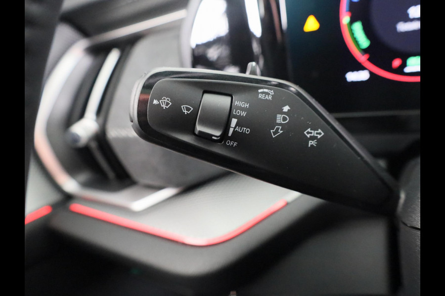 Škoda Kodiaq 1.5 TSI PHEV Sportline Business 204pk | Trekhaak | Winterpakket | Panoramadak | Light & View pakket