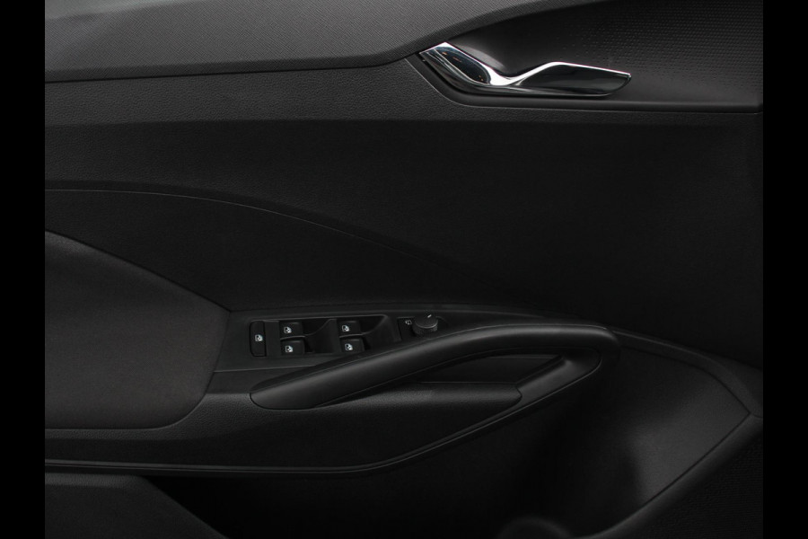 Škoda Fabia 1.0 TSI 110pk Automaat Selection Climate control | Adaptieve cruise control | Lane assist | Parkeersensoren achter | Stuurverwarming | Stoel verwarming | Apple Carplay/ Android Auto