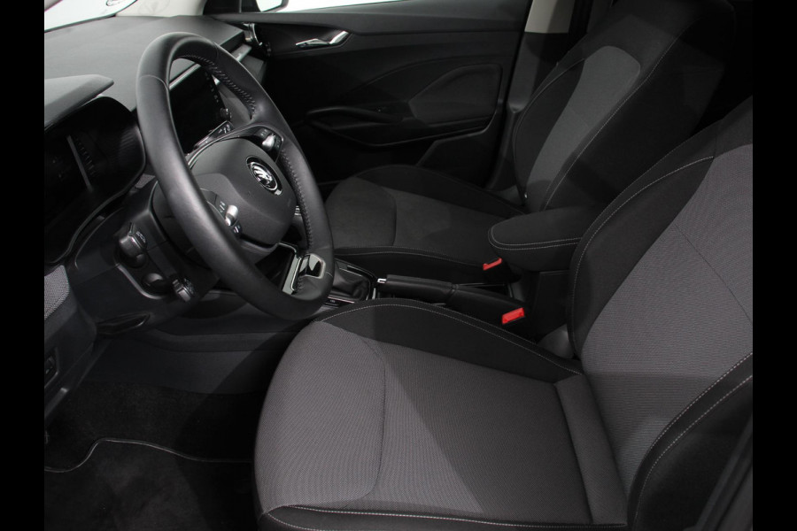 Škoda Fabia 1.0 TSI 110pk Automaat Selection Climate control | Adaptieve cruise control | Lane assist | Parkeersensoren achter | Stuurverwarming | Stoel verwarming | Apple Carplay/ Android Auto