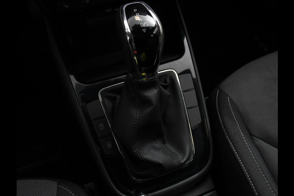 Škoda Fabia 1.0 TSI 110pk Automaat Selection Climate control | Adaptieve cruise control | Lane assist | Parkeersensoren achter | Stuurverwarming | Stoel verwarming | Apple Carplay/ Android Auto