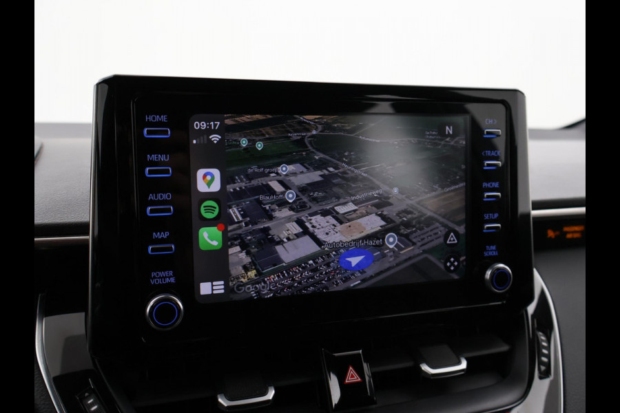 Toyota Corolla 1.8 HYBRID FIRST EDITION *BTW* + ADAPTIVE CRUISE / 17 INCH / LED / NAVIGATIE