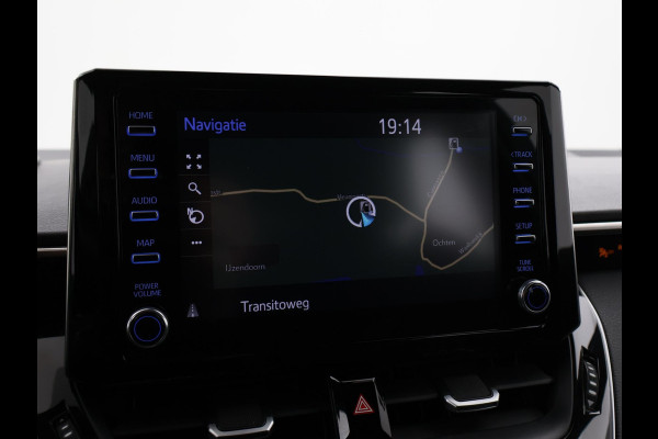 Toyota Corolla 1.8 HYBRID FIRST EDITION *BTW* + ADAPTIVE CRUISE / 17 INCH / LED / NAVIGATIE