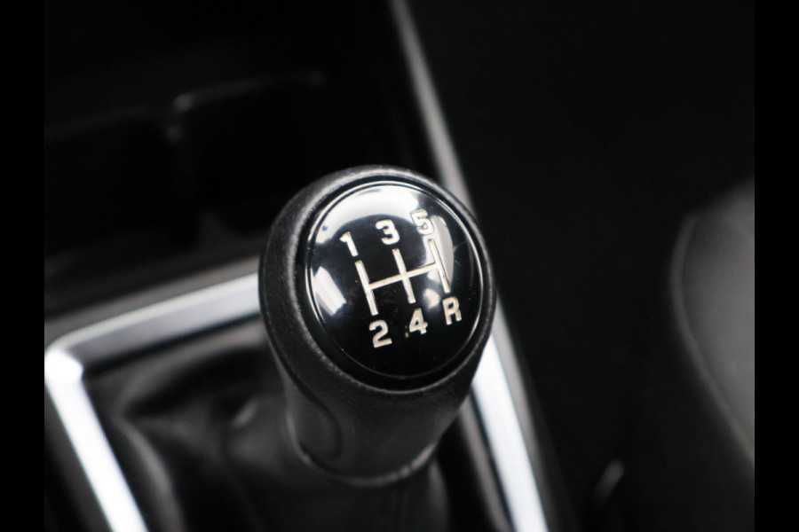 Suzuki Swift 1.2 COMFORT SMART HYBRID + ADAPTIVE CRUISE / LED / AIRCO