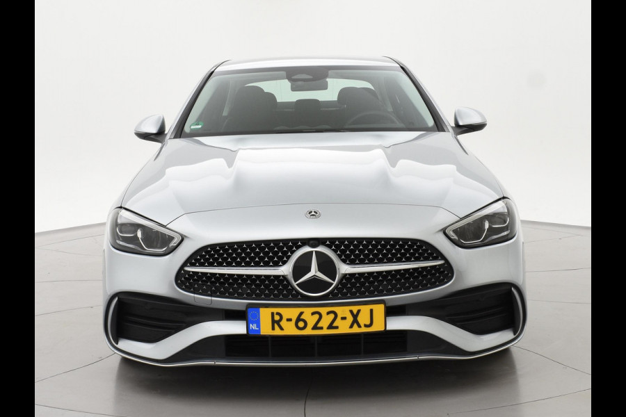 Mercedes-Benz C-Klasse 180 AMG LINE SEDAN + SFEERVERLICHTING | CAMERA | STOELVERW.