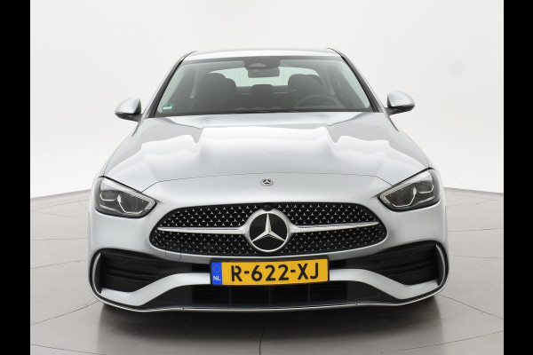Mercedes-Benz C-Klasse 180 AMG LINE SEDAN + SFEERVERLICHTING | CAMERA | STOELVERW.
