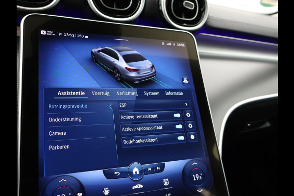 Mercedes-Benz C-Klasse 180 AMG LINE SEDAN + SFEERVERLICHTING | CAMERA | STOELVERW.