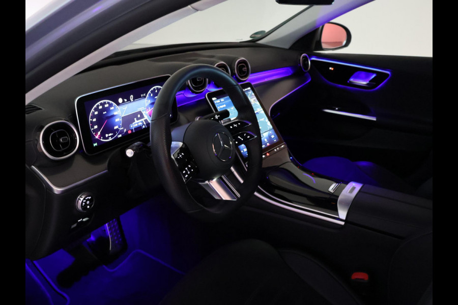 Mercedes-Benz C-Klasse 180 AMG LINE SEDAN + SFEERVERLICHTING | CAMERA | STOELVERW.