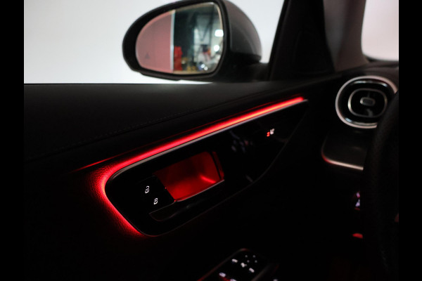 Mercedes-Benz C-Klasse 180 AMG LINE SEDAN + SFEERVERLICHTING | CAMERA | STOELVERW.
