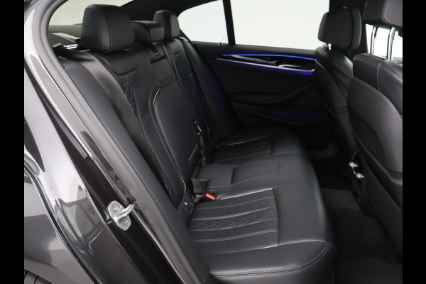 BMW 5 Serie 540i M-SPORT 3.0I 333 PK SEDAN + NAPPA LEDER / LASER LED / HEAD-UP / SCHUIFDAK