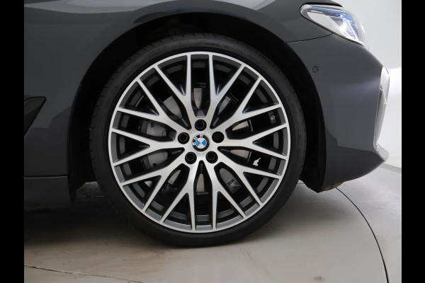 BMW 5 Serie 540i M-SPORT 3.0I 333 PK SEDAN + NAPPA LEDER / LASER LED / HEAD-UP / SCHUIFDAK