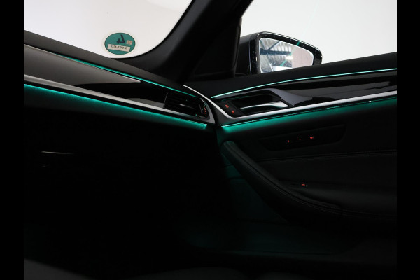 BMW 5 Serie 540i M-SPORT 3.0I 333 PK SEDAN + NAPPA LEDER / LASER LED / HEAD-UP / SCHUIFDAK