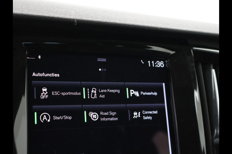 Volvo V90 2.0 T4 190 PK AUT. + WEGKL. TREKHAAK / ADAPTIVE CRUISE / STOELVERW. V+A / LED