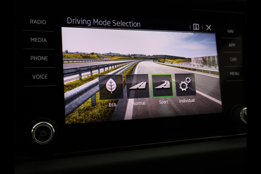 Škoda Kodiaq 1.5 TSI 150 PK DSG AUT. STEEL GREY + APPLE CARPLAY | VIRTUAL COCKPIT | LED | ADAPTIVE CRUISE CONTROL