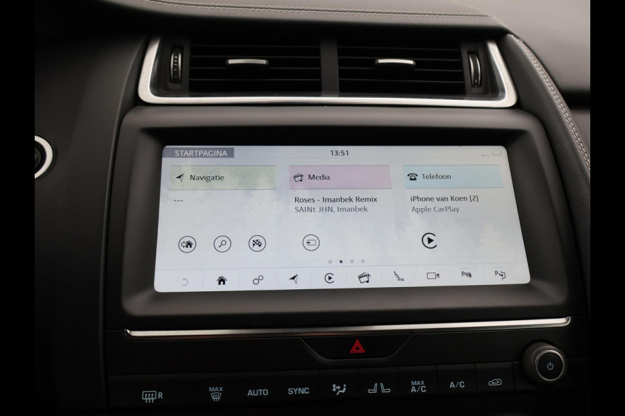 Jaguar E-Pace 2.0 TURBO P250 AWD R-DYNAMIC SE + PANORAMA / LEDER / CAMERA